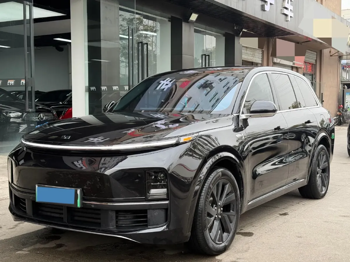 2023 Li L7 Range Extended 154HP REEV 40.9KWH,autocango,china used car exporter,china ev exporter,chinese used car exporter,chinese used ev exporter