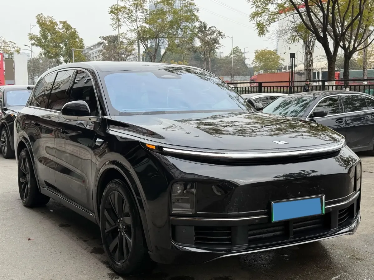 2023 Li L7 Range Extended 154HP REEV 40.9KWH,autocango,china used car exporter,china ev exporter,chinese used car exporter,chinese used ev exporter