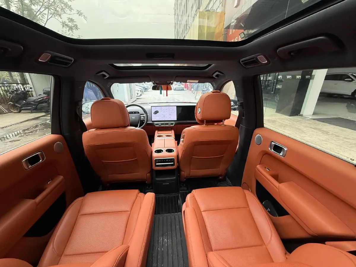 2023 Li L7 Range Extended 154HP REEV 40.9KWH,autocango,china used car exporter,china ev exporter,chinese used car exporter,chinese used ev exporter