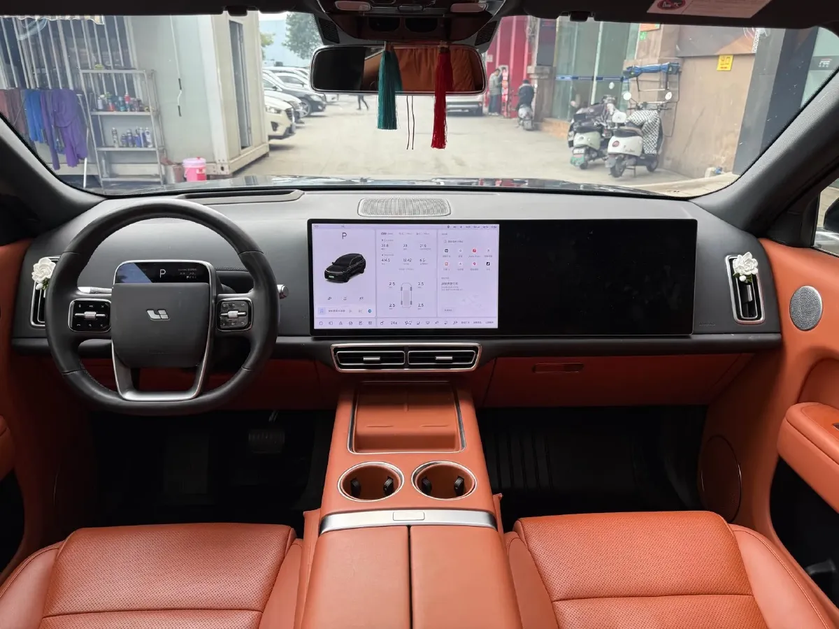 2023 Li L7 Range Extended 154HP REEV 40.9KWH,autocango,china used car exporter,china ev exporter,chinese used car exporter,chinese used ev exporter