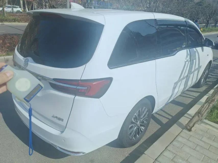 2023 Buick GL8 2.0T 237HP L4 9AT,autocango,china used car exporter,china ev exporter,chinese used car exporter,chinese used ev exporter