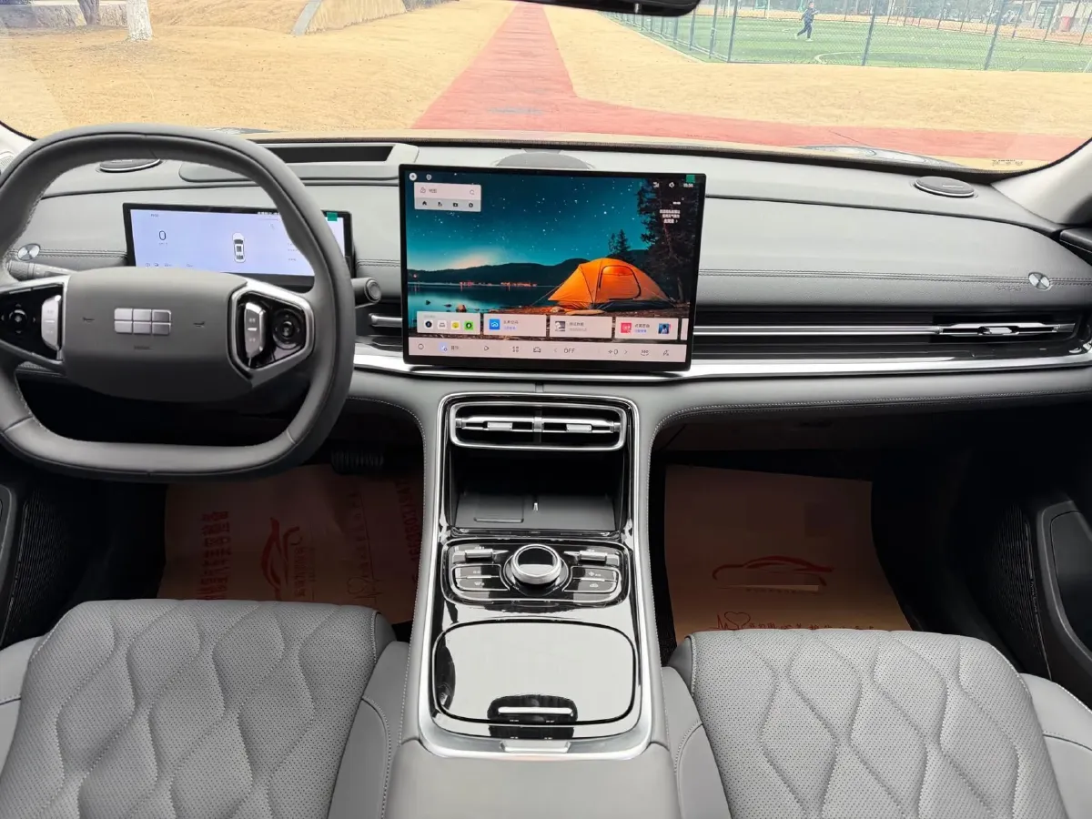 2025 Geely Galaxy A7 1.5L 112HP L4 1DHT PHEV,autocango,china used car exporter,china ev exporter,chinese used car exporter,chinese used ev exporter