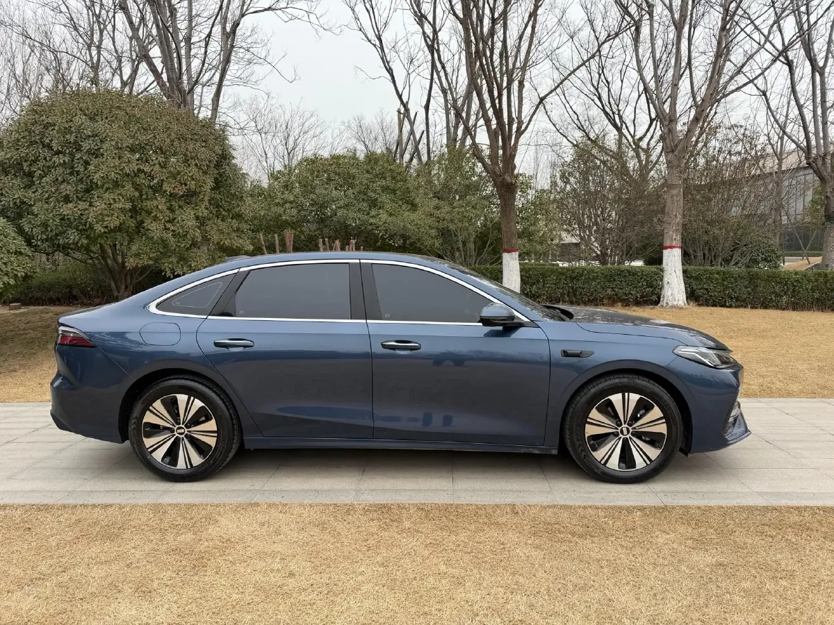 2025 Geely Galaxy A7 1.5L 112HP L4 1DHT PHEV,autocango,china used car exporter,china ev exporter,chinese used car exporter,chinese used ev exporter