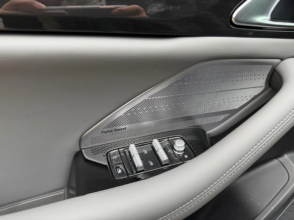 2025 Geely Galaxy A7 1.5L 112HP L4 1DHT PHEV,autocango,china used car exporter,china ev exporter,chinese used car exporter,chinese used ev exporter