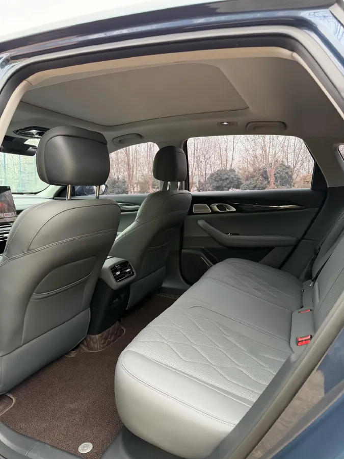 2025 Geely Galaxy A7 1.5L 112HP L4 1DHT PHEV,autocango,china used car exporter,china ev exporter,chinese used car exporter,chinese used ev exporter