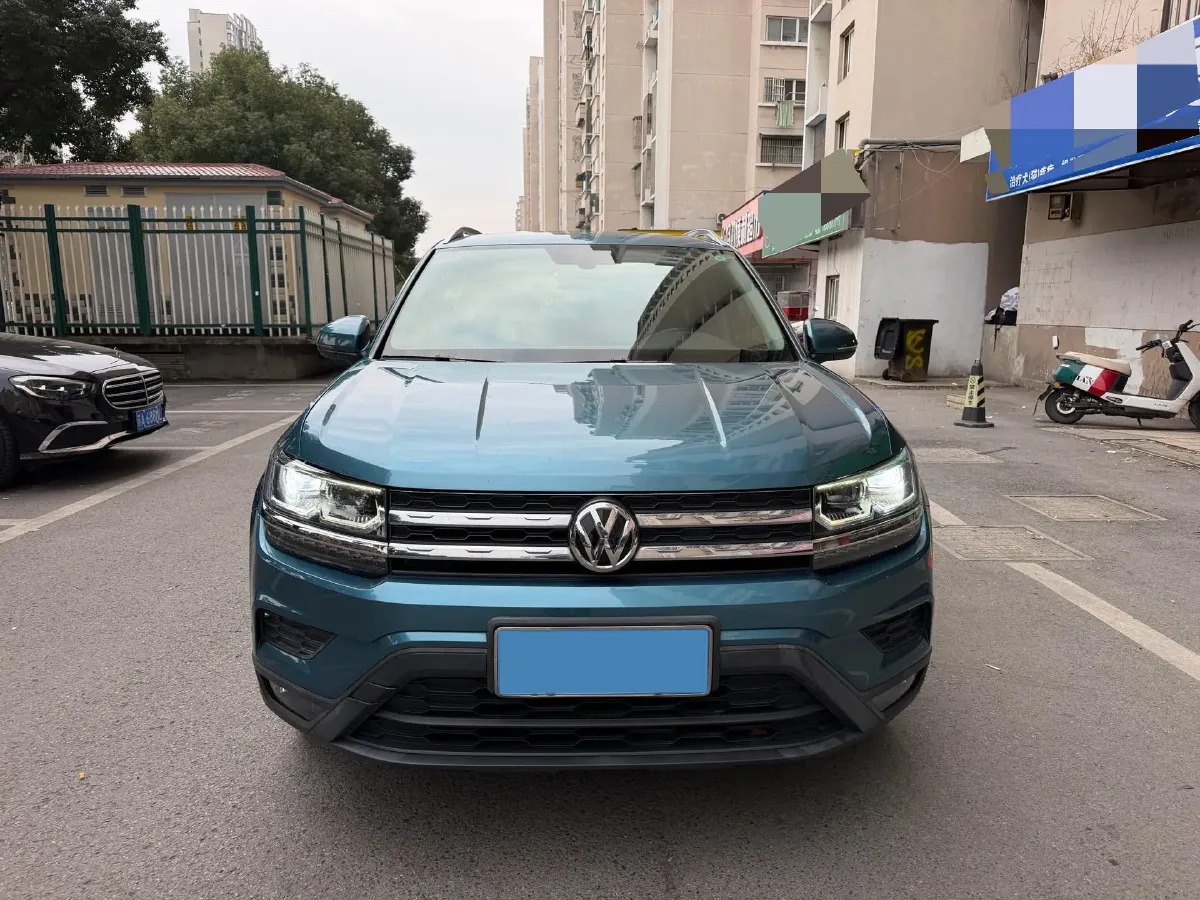 2019 MINI MINI 1.5T 102HP L3 7DCT,autocango,china used car exporter,china ev exporter,chinese used car exporter,chinese used ev exporter