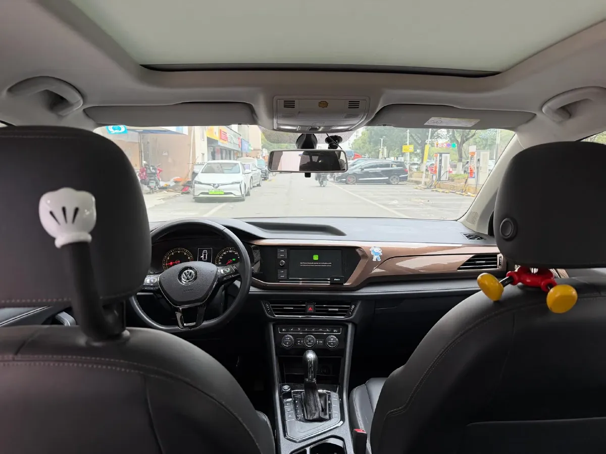 2019 MINI MINI 1.5T 102HP L3 7DCT,autocango,china used car exporter,china ev exporter,chinese used car exporter,chinese used ev exporter