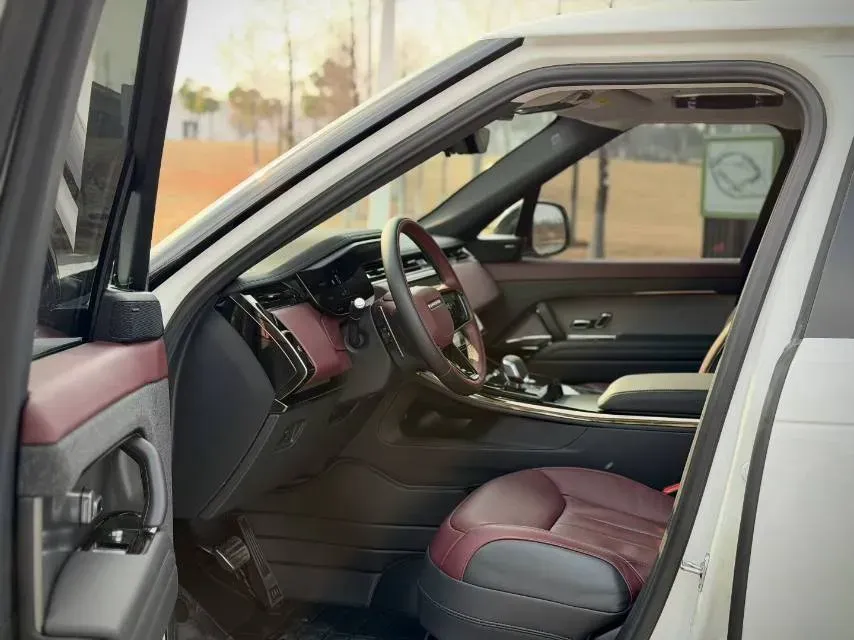 2024 Land Rover Range Rover Sport 3.0T 400HP L6 8AT,autocango,china used car exporter,china ev exporter,chinese used car exporter,chinese used ev exporter