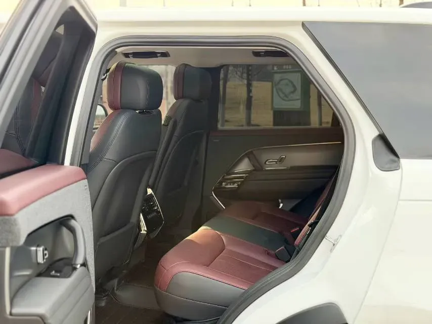 2024 Land Rover Range Rover Sport 3.0T 400HP L6 8AT,autocango,china used car exporter,china ev exporter,chinese used car exporter,chinese used ev exporter