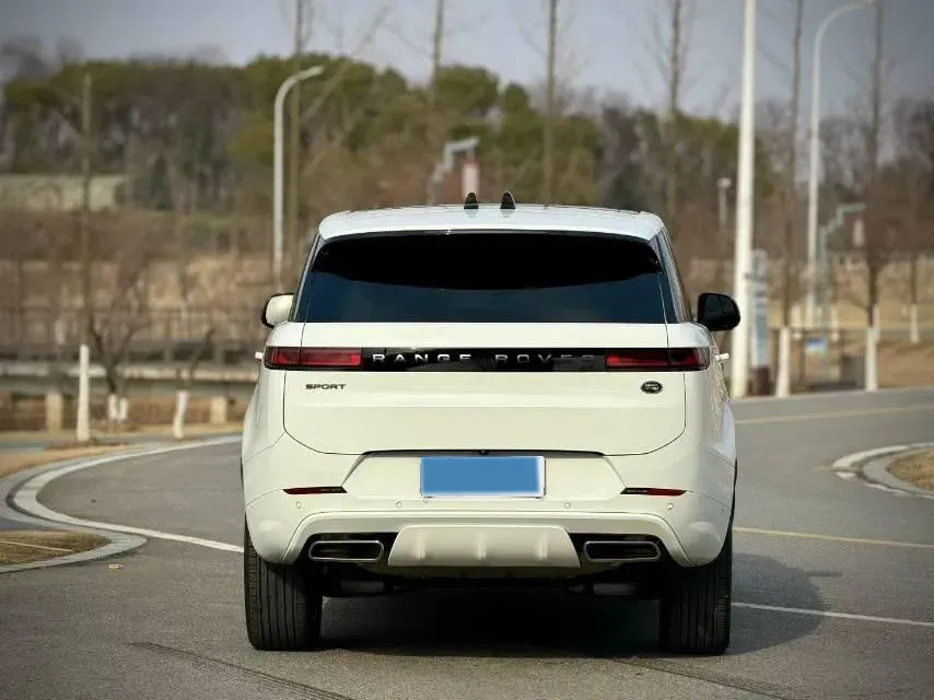 2024 Land Rover Range Rover Sport 3.0T 400HP L6 8AT,autocango,china used car exporter,china ev exporter,chinese used car exporter,chinese used ev exporter