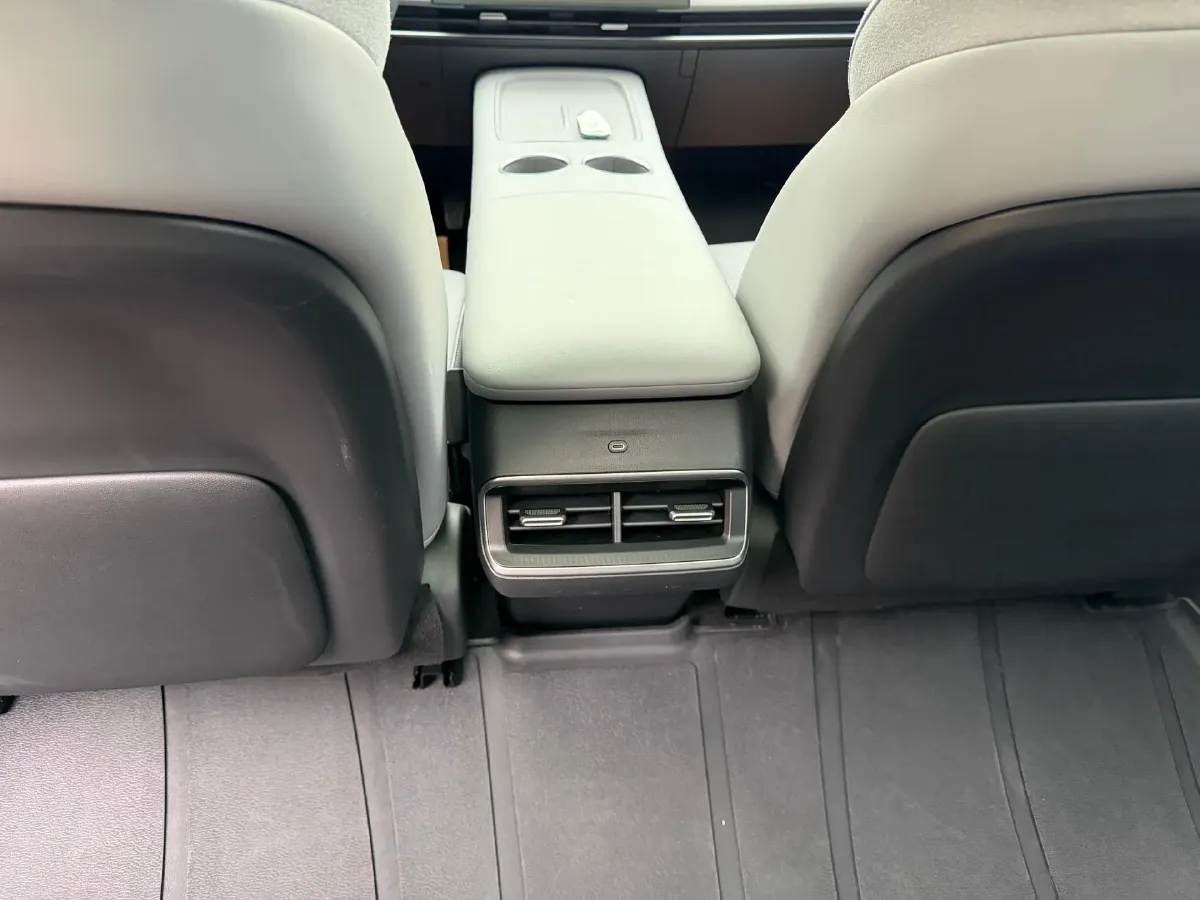 2025 Nissan N7 BEV 73KWH,autocango,china used car exporter,china ev exporter,chinese used car exporter,chinese used ev exporter