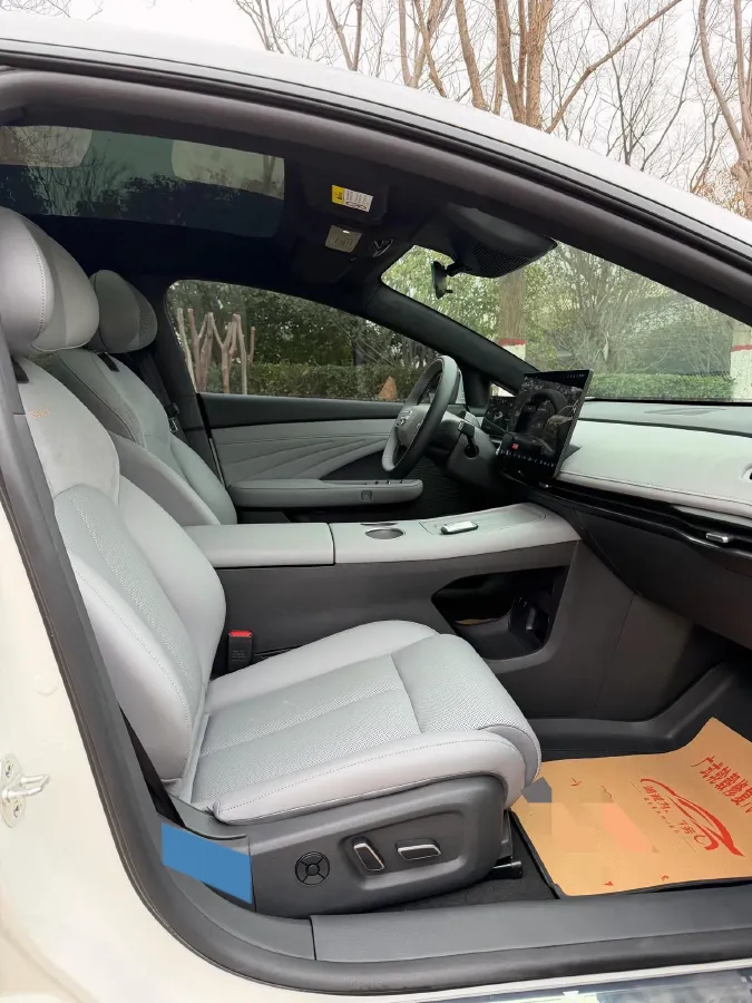 2025 Nissan N7 BEV 73KWH,autocango,china used car exporter,china ev exporter,chinese used car exporter,chinese used ev exporter