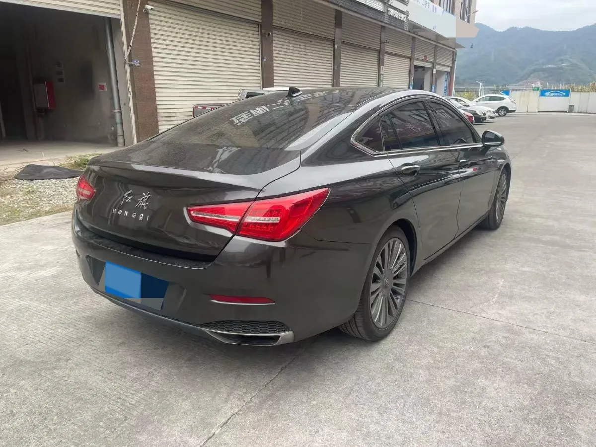 2020 HongQi H5 1.8T 197HP L4 6AT,autocango,china used car exporter,china ev exporter,chinese used car exporter,chinese used ev exporter