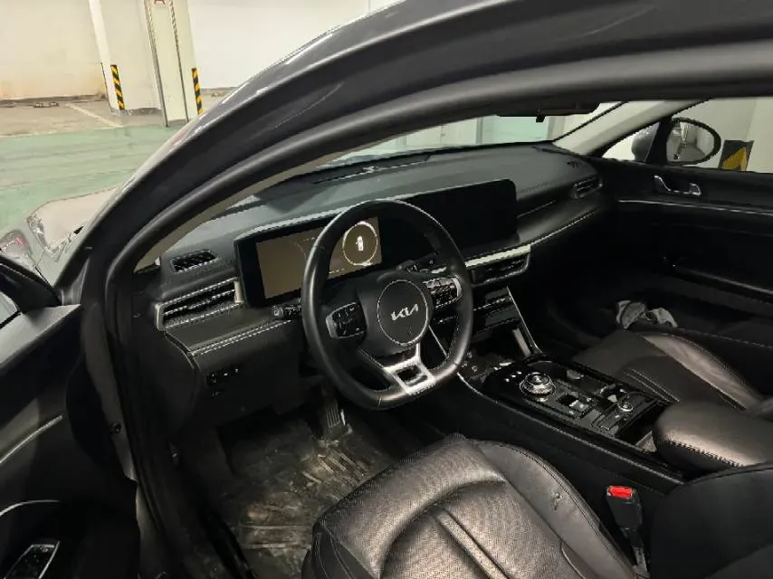 2021 Kia K5 2.0T 240HP L4 8AT,autocango,china used car exporter,china ev exporter,chinese used car exporter,chinese used ev exporter