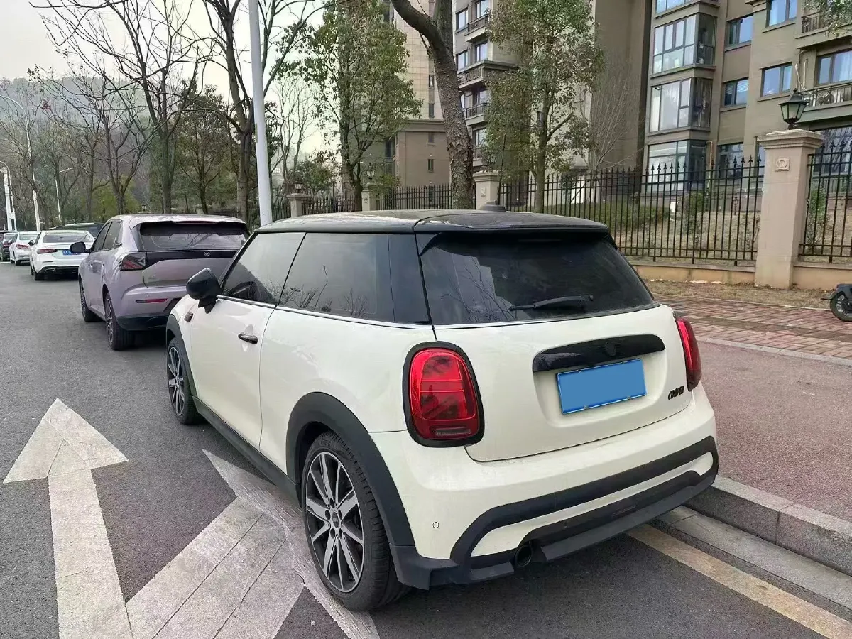 2023 MINI MINI 1.5T 136HP L3 7DCT,autocango,china used car exporter,china ev exporter,chinese used car exporter,chinese used ev exporter