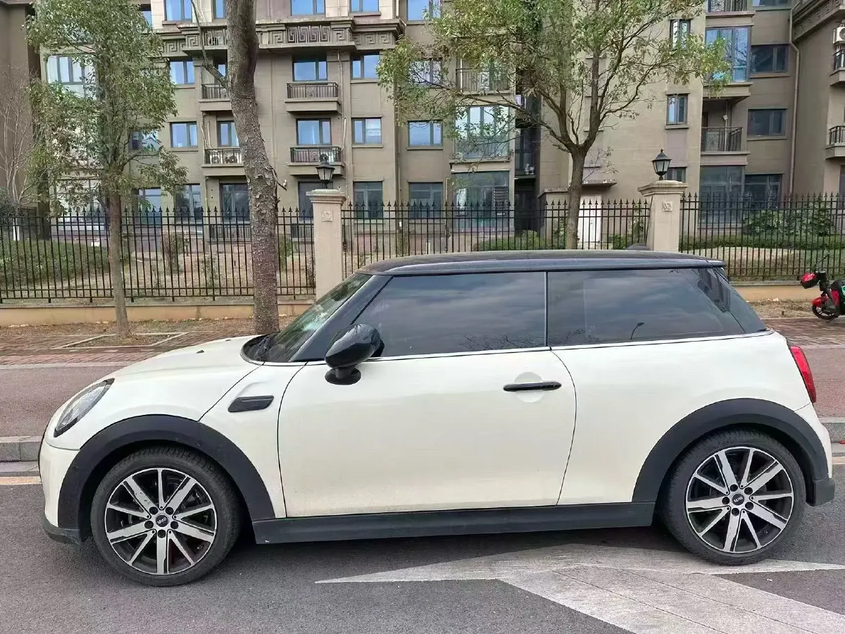 2023 MINI MINI 1.5T 136HP L3 7DCT,autocango,china used car exporter,china ev exporter,chinese used car exporter,chinese used ev exporter