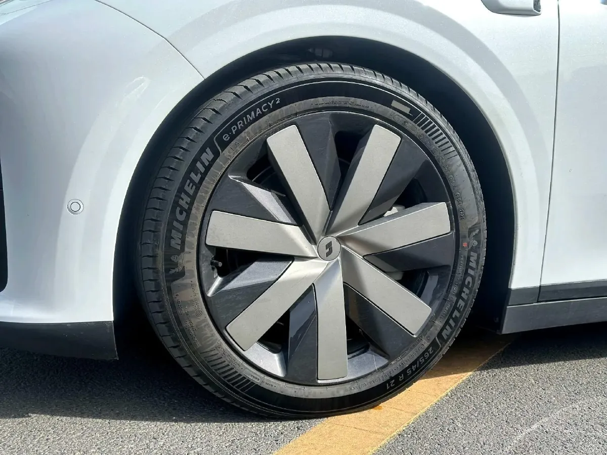 2025 Li i6 BEV,autocango,china used car exporter,china ev exporter,chinese used car exporter,chinese used ev exporter