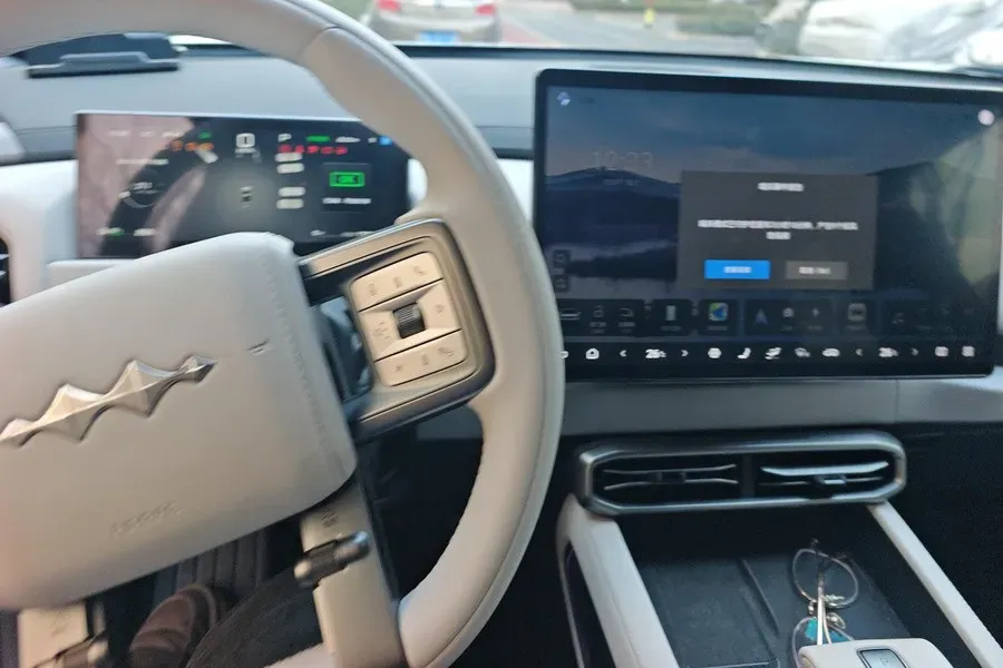 2025 FangChengBao Tai 3 BEV,autocango,china used car exporter,china ev exporter,chinese used car exporter,chinese used ev exporter