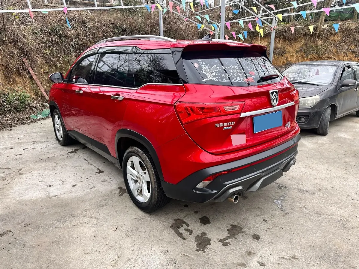 2019 BaoJun 530 1.5T 150HP L4 6MT,autocango,china used car exporter,china ev exporter,chinese used car exporter,chinese used ev exporter