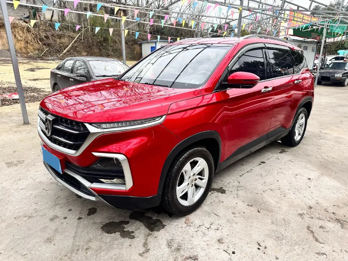 2019 BaoJun 530 1.5T 150HP L4 6MT