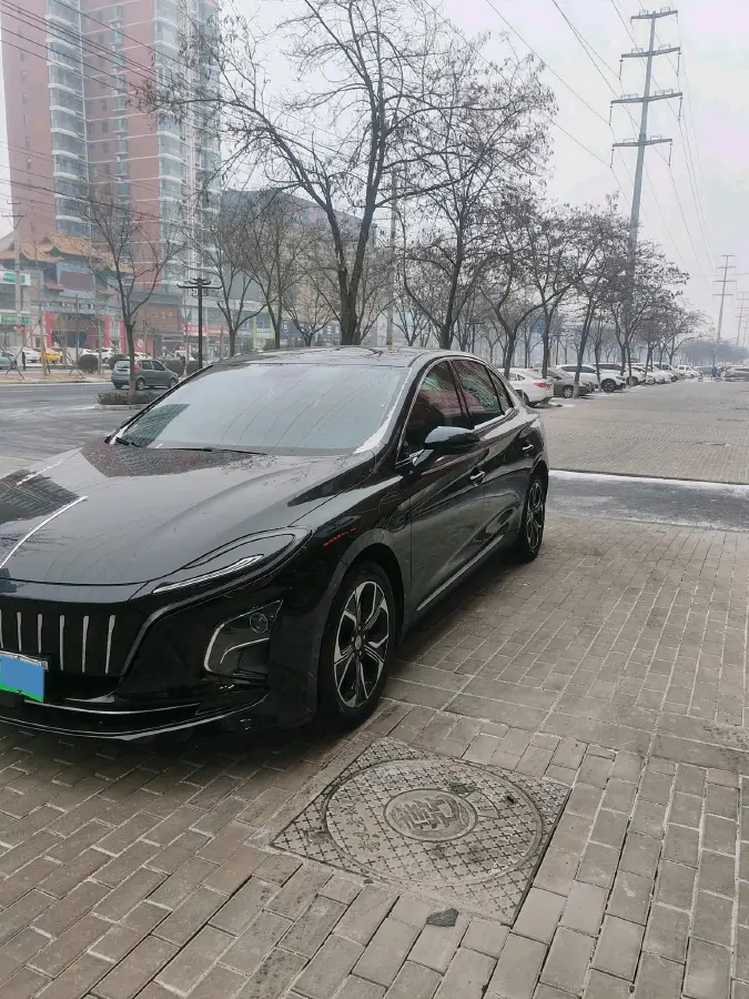 2022 HongQi E-QM5 BEV 56KWH