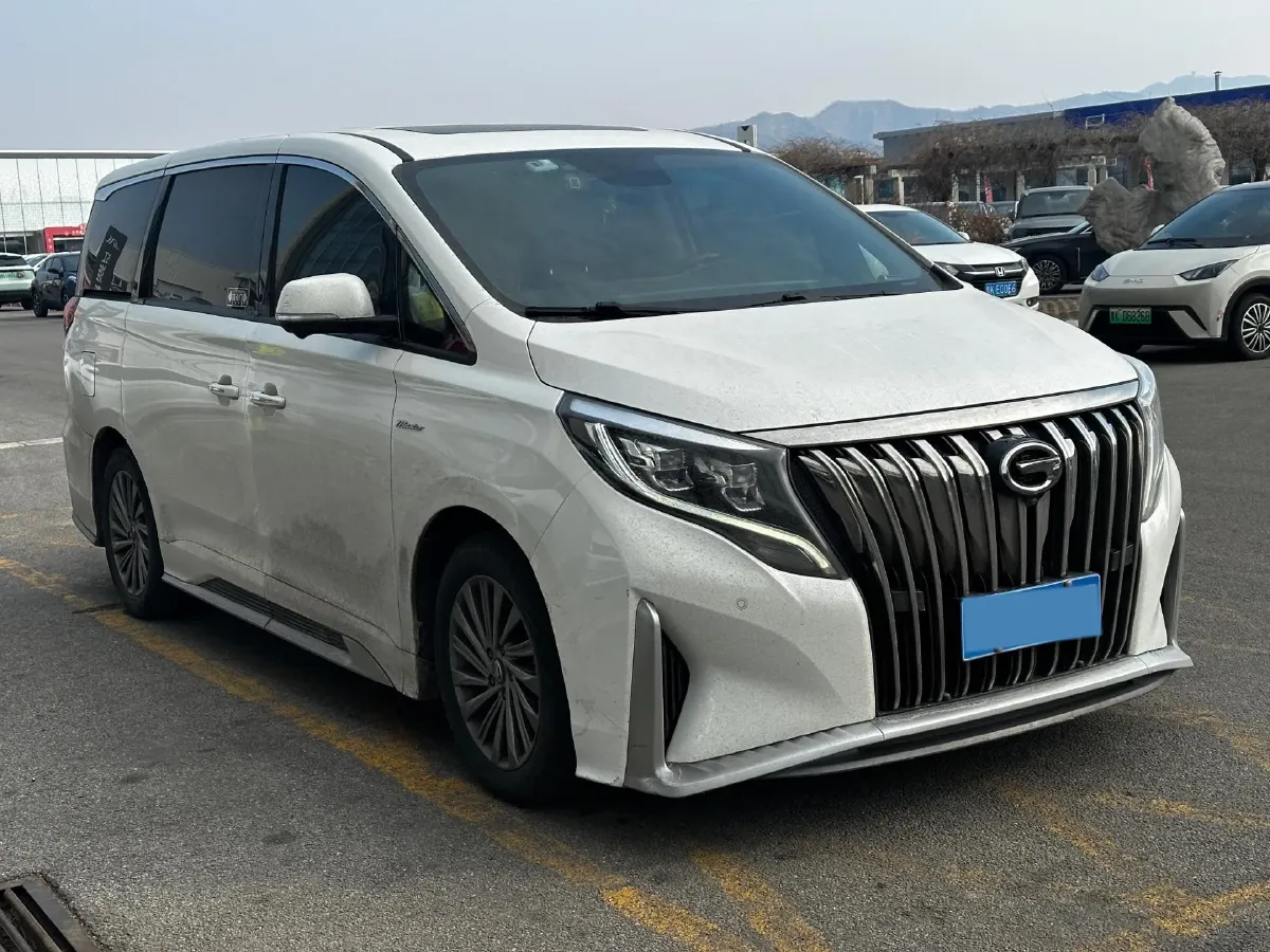 2021 GAC Trumpchi M8 2.0T 252HP L4 8AT,autocango,china used car exporter,china ev exporter,chinese used car exporter,chinese used ev exporter