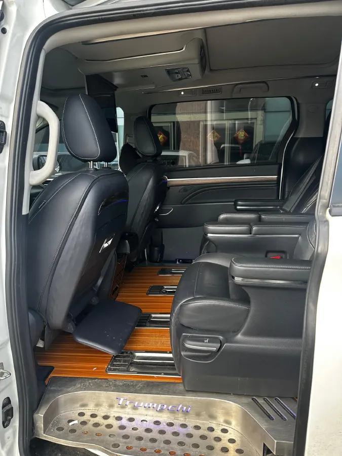 2021 GAC Trumpchi M8 2.0T 252HP L4 8AT,autocango,china used car exporter,china ev exporter,chinese used car exporter,chinese used ev exporter