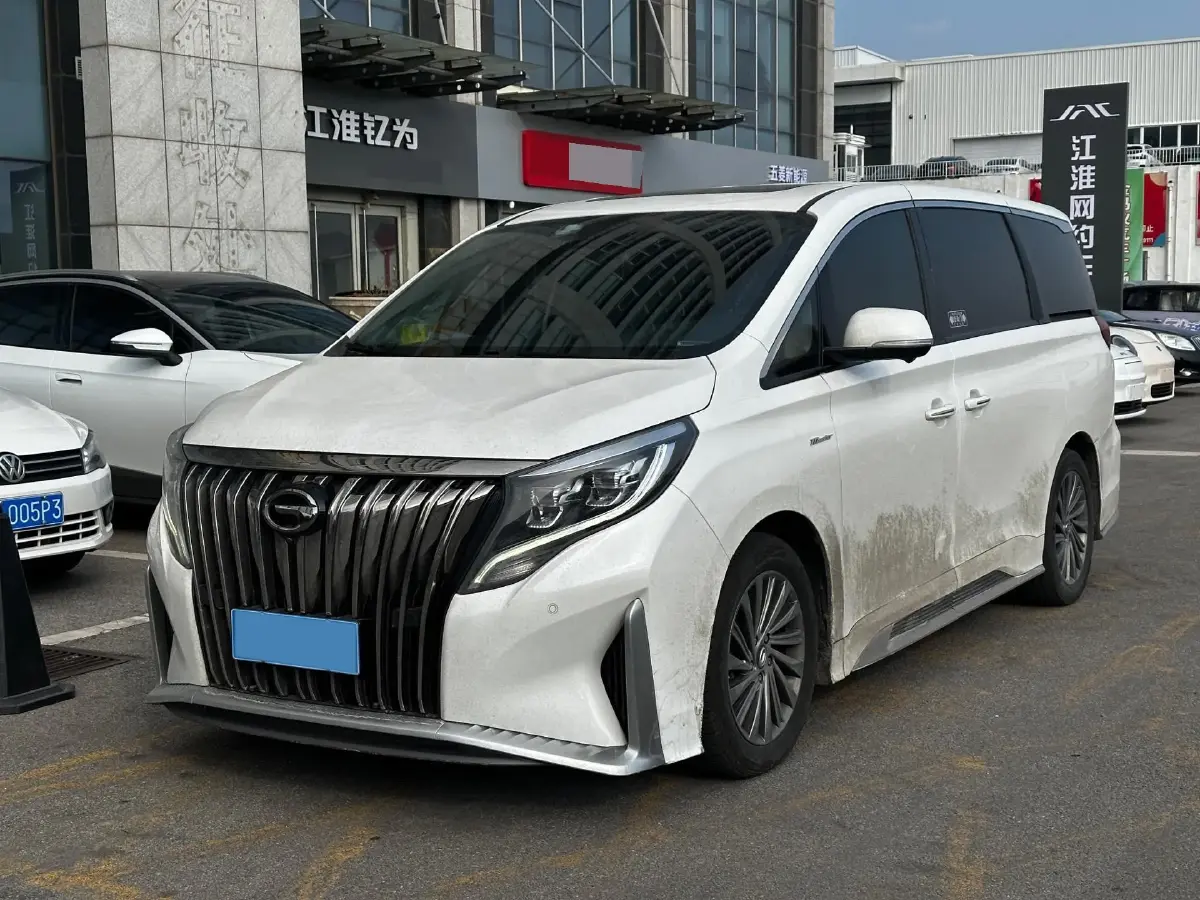 2021 GAC Trumpchi M8 2.0T 252HP L4 8AT