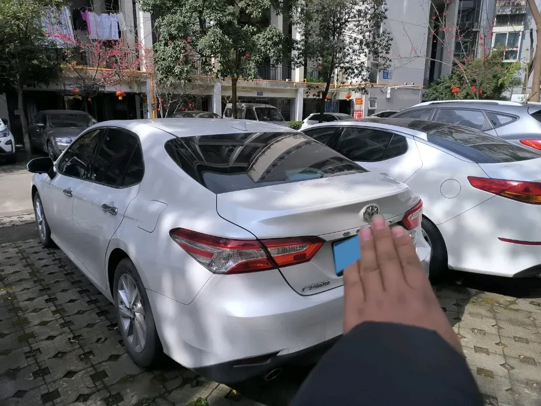 2023 Toyota Camry 2.0L 177HP L4 CVT,autocango,china used car exporter,china ev exporter,chinese used car exporter,chinese used ev exporter