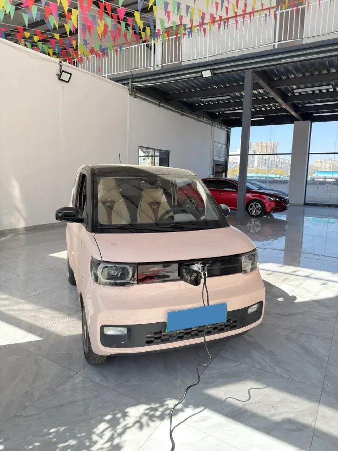 2022 WuLing HongGuang MINI EV BEV 13.9KWH,autocango,china used car exporter,china ev exporter,chinese used car exporter,chinese used ev exporter