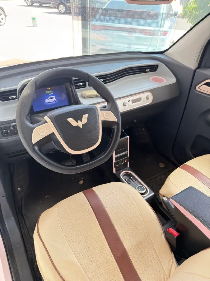 2022 WuLing HongGuang MINI EV BEV 13.9KWH,autocango,china used car exporter,china ev exporter,chinese used car exporter,chinese used ev exporter