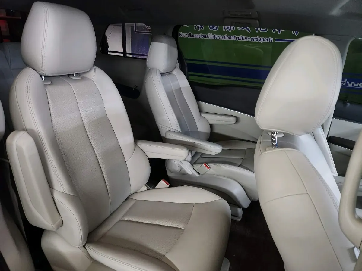 2022 Buick GL8 2.0T 237HP L4 9AT,autocango,china used car exporter,china ev exporter,chinese used car exporter,chinese used ev exporter