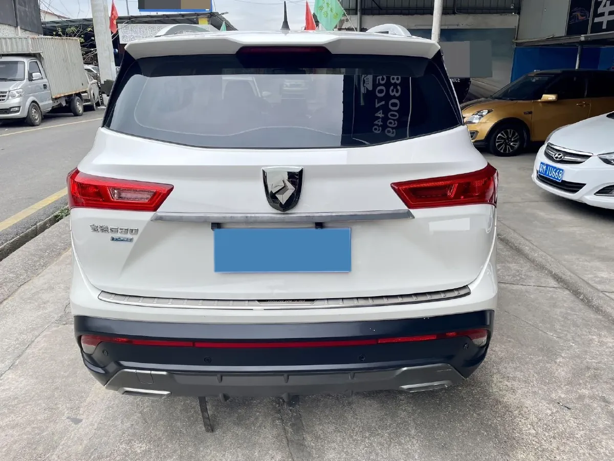 2018 BaoJun 530 1.5T 150HP L4 6MT,autocango,china used car exporter,china ev exporter,chinese used car exporter,chinese used ev exporter