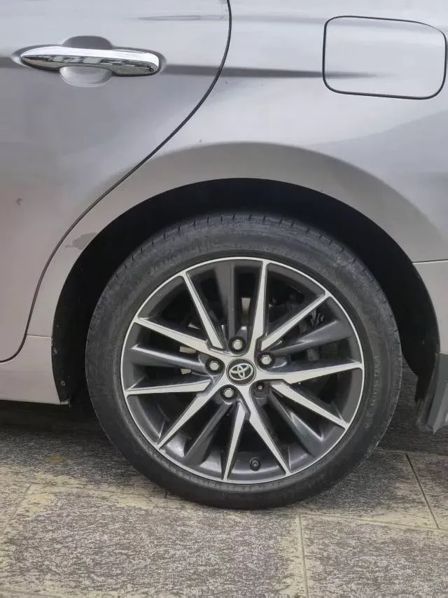 2021 Toyota Camry 2.5L 209HP L4 8AT,autocango,china used car exporter,china ev exporter,chinese used car exporter,chinese used ev exporter