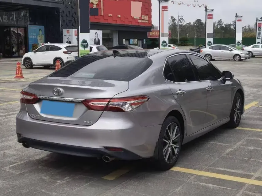 2021 Toyota Camry 2.5L 209HP L4 8AT,autocango,china used car exporter,china ev exporter,chinese used car exporter,chinese used ev exporter