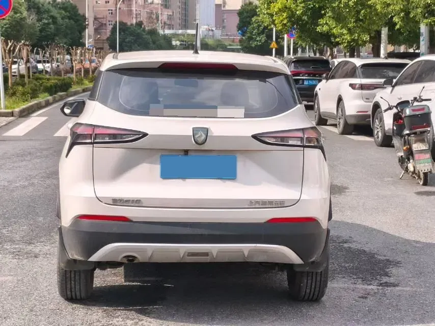 2021 BaoJun 510 1.5L 99HP L4 6MT,autocango,china used car exporter,china ev exporter,chinese used car exporter,chinese used ev exporter