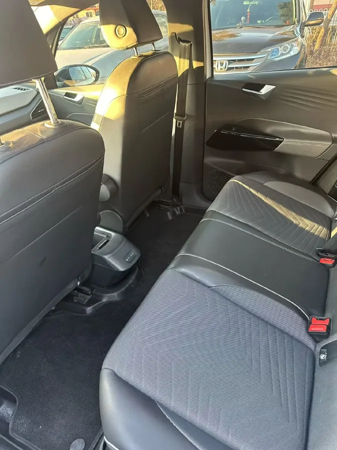 2023 Volkswagen ID.3 BEV 52.8KWH,autocango,china used car exporter,china ev exporter,chinese used car exporter,chinese used ev exporter