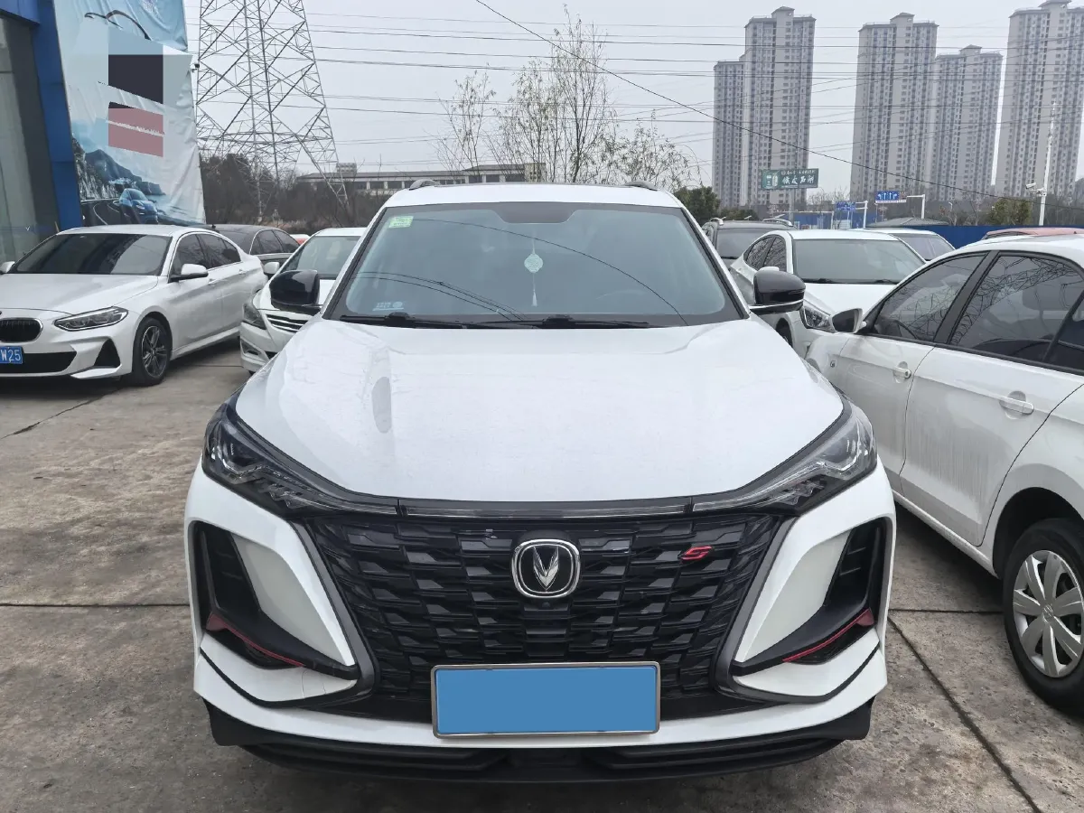 2022 ChangAn CS75 Plus 2.0T 233HP L4 8AT,autocango,china used car exporter,china ev exporter,chinese used car exporter,chinese used ev exporter