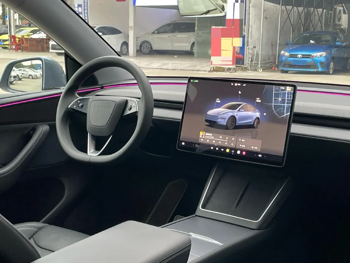 2025 Tesla Model Y BEV 62.5KWH,autocango,china used car exporter,china ev exporter,chinese used car exporter,chinese used ev exporter