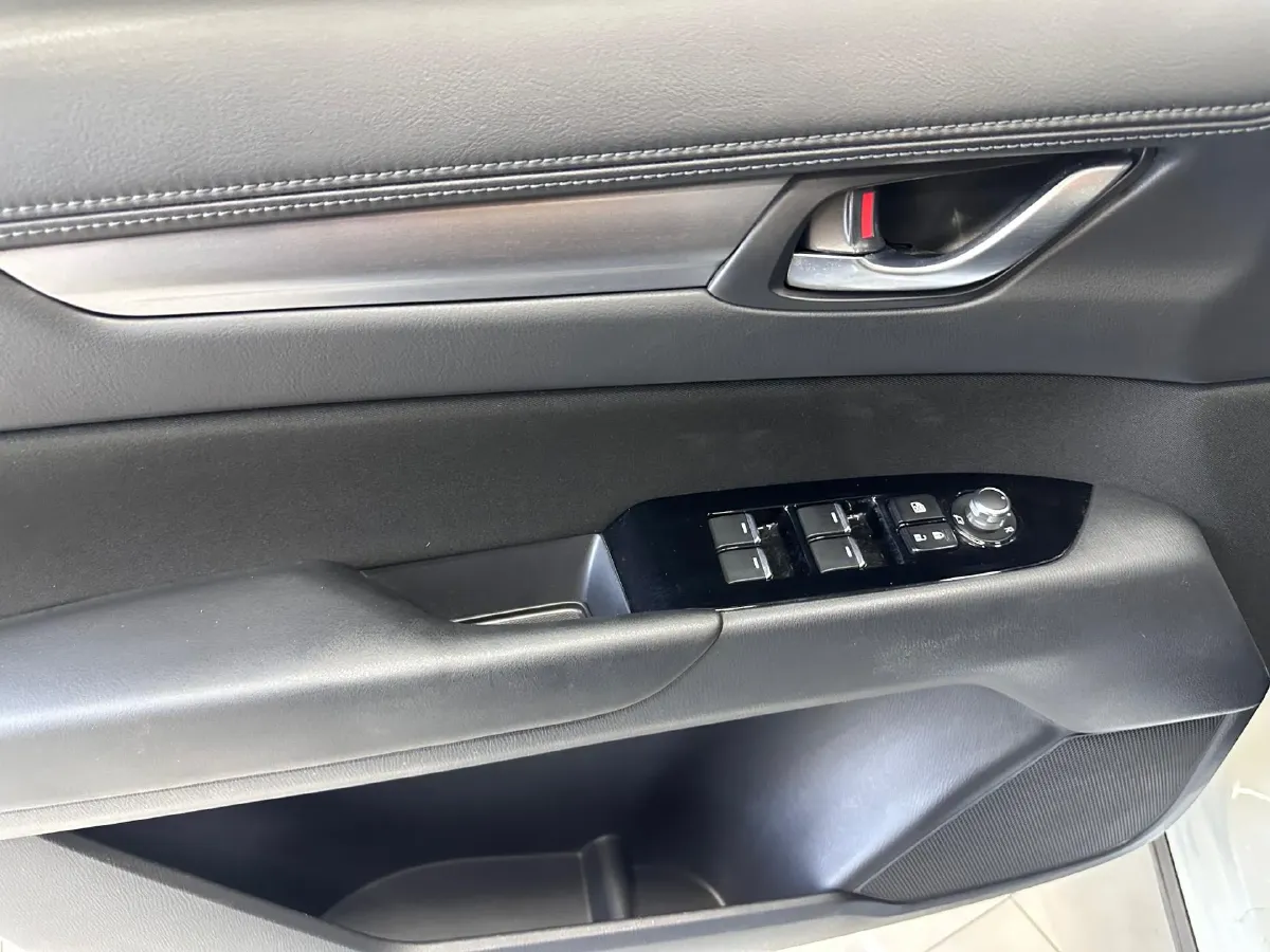 2022 Hyundai Tucson 2.0L 150HP L4 6AT Hybrid,autocango,china used car exporter,china ev exporter,chinese used car exporter,chinese used ev exporter