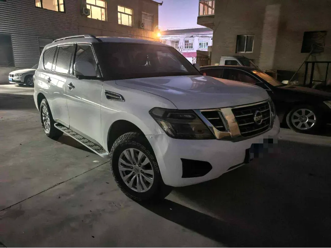 2018 Nissan Patrol 4.0L 279HP V6 7AT,autocango,china used car exporter,china ev exporter,chinese used car exporter,chinese used ev exporter