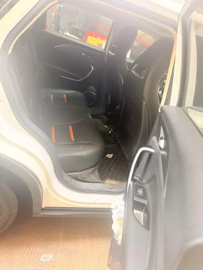 2020 Bestune T77 1.5T 169HP L4 7DCT,autocango,china used car exporter,china ev exporter,chinese used car exporter,chinese used ev exporter