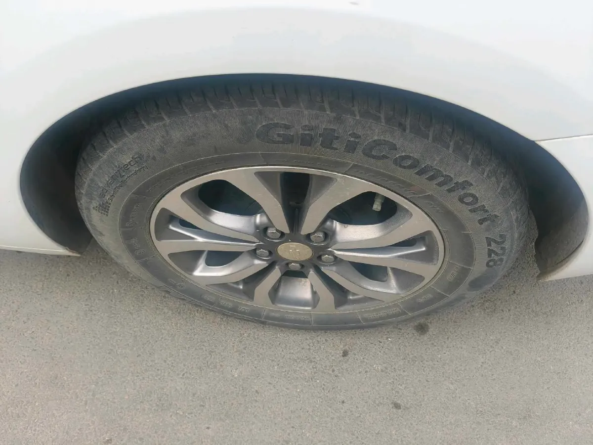 2019 Chevrolet Cavalier 1.5L 113HP L4 6AT,autocango,china used car exporter,china ev exporter,chinese used car exporter,chinese used ev exporter