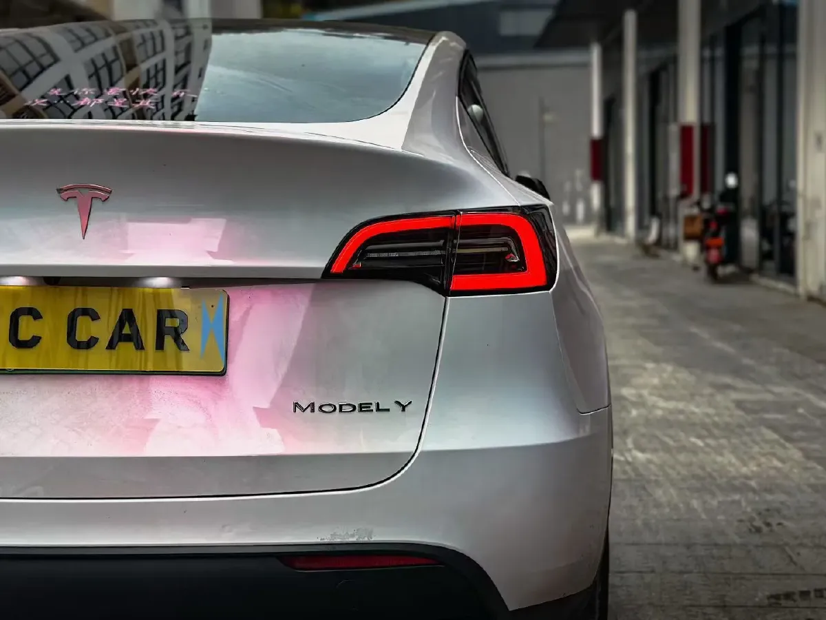 2022 Tesla Model Y BEV 60KWH,autocango,china used car exporter,china ev exporter,chinese used car exporter,chinese used ev exporter