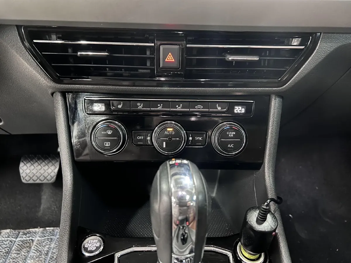 2019 Buick Verano 1.5T 169HP L4 7DCT,autocango,china used car exporter,china ev exporter,chinese used car exporter,chinese used ev exporter