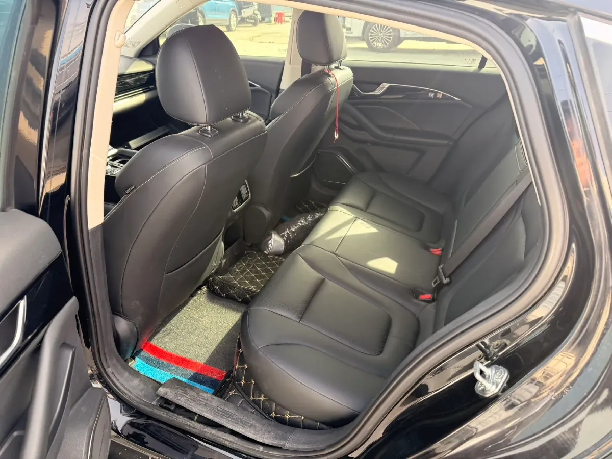 2023 Bestune B70 1.5T 169HP L4 7DCT,autocango,china used car exporter,china ev exporter,chinese used car exporter,chinese used ev exporter