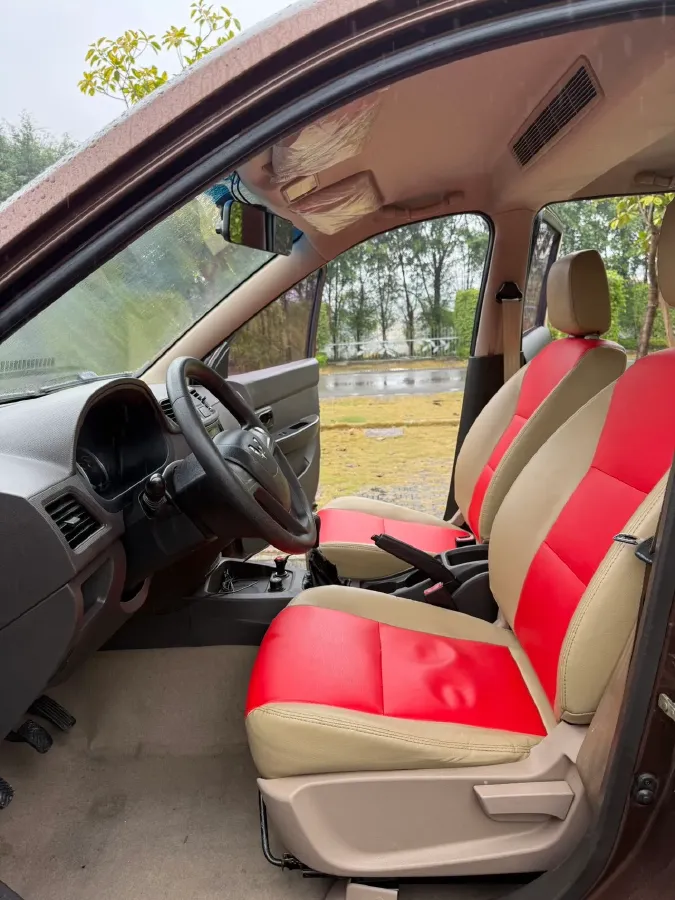 2016 WuLing HongGuang 1.5L 112HP L4 5MT,autocango,china used car exporter,china ev exporter,chinese used car exporter,chinese used ev exporter