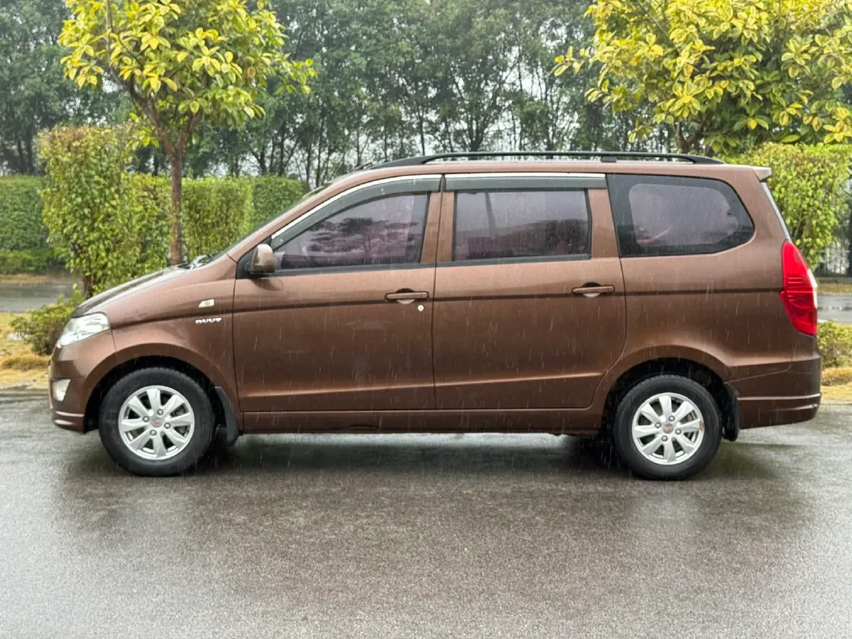 2016 WuLing HongGuang 1.5L 112HP L4 5MT,autocango,china used car exporter,china ev exporter,chinese used car exporter,chinese used ev exporter