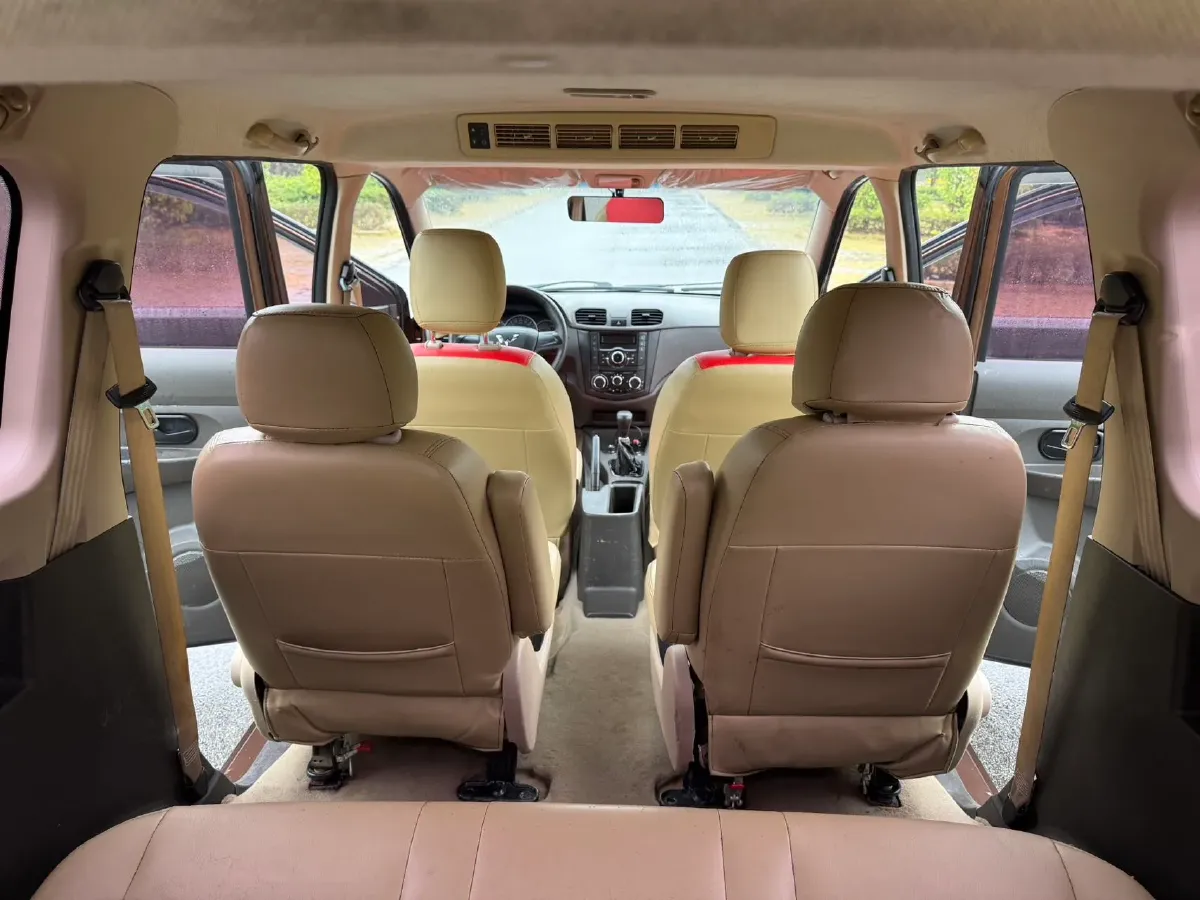 2016 WuLing HongGuang 1.5L 112HP L4 5MT,autocango,china used car exporter,china ev exporter,chinese used car exporter,chinese used ev exporter