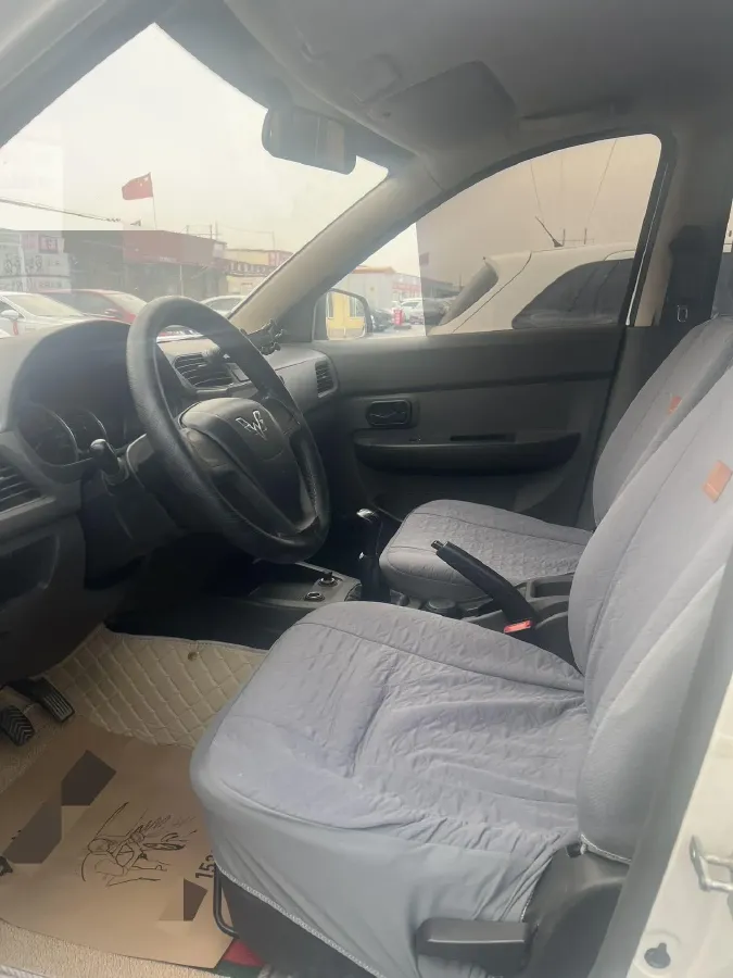 2018 WuLing HongGuang 1.2L 82HP L4 5MT,autocango,china used car exporter,china ev exporter,chinese used car exporter,chinese used ev exporter